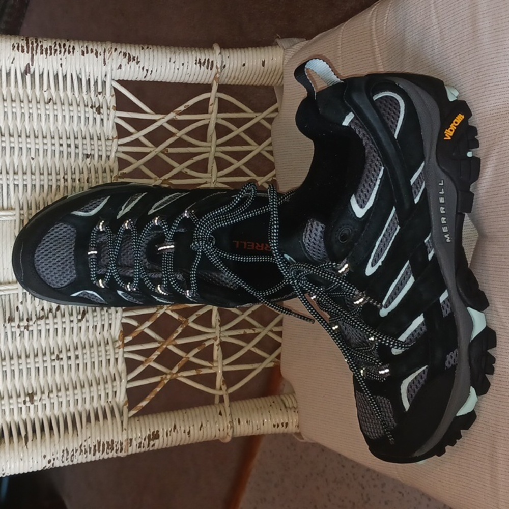 Merrell Shoes Womens 8.5 Moab 2 Vent Hiking Low Sneakers J19908 Black Leather